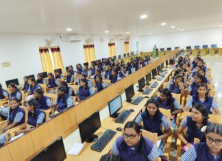 Hands on Training in Accounting and Tally for School Students